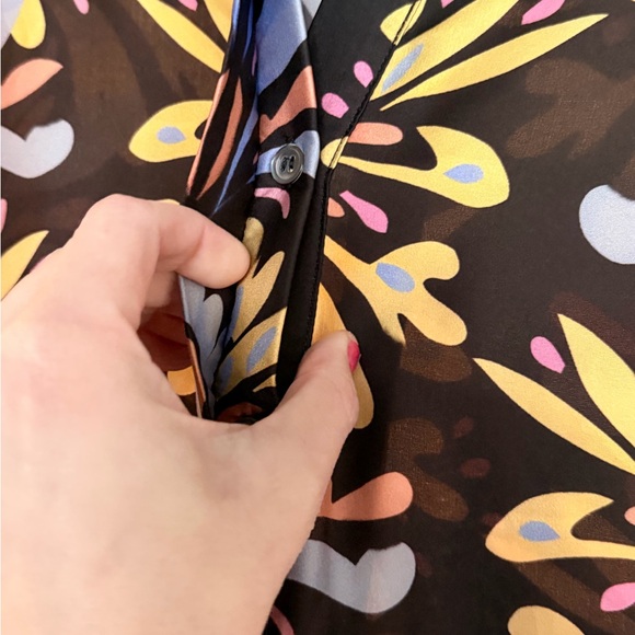 Sleeveless Black Midi Dress with Blue and Lavender Floral Print - Picture 4 of 9